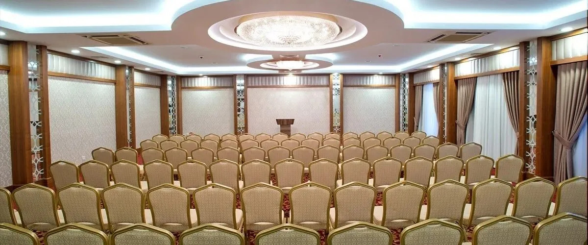 Bonjur Hotel Thermal & Wellness Club