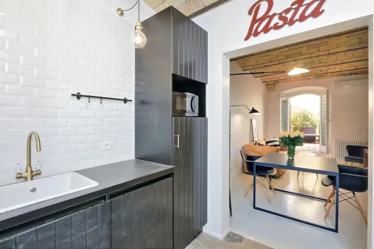 Design Flat for 4 near Colosseum