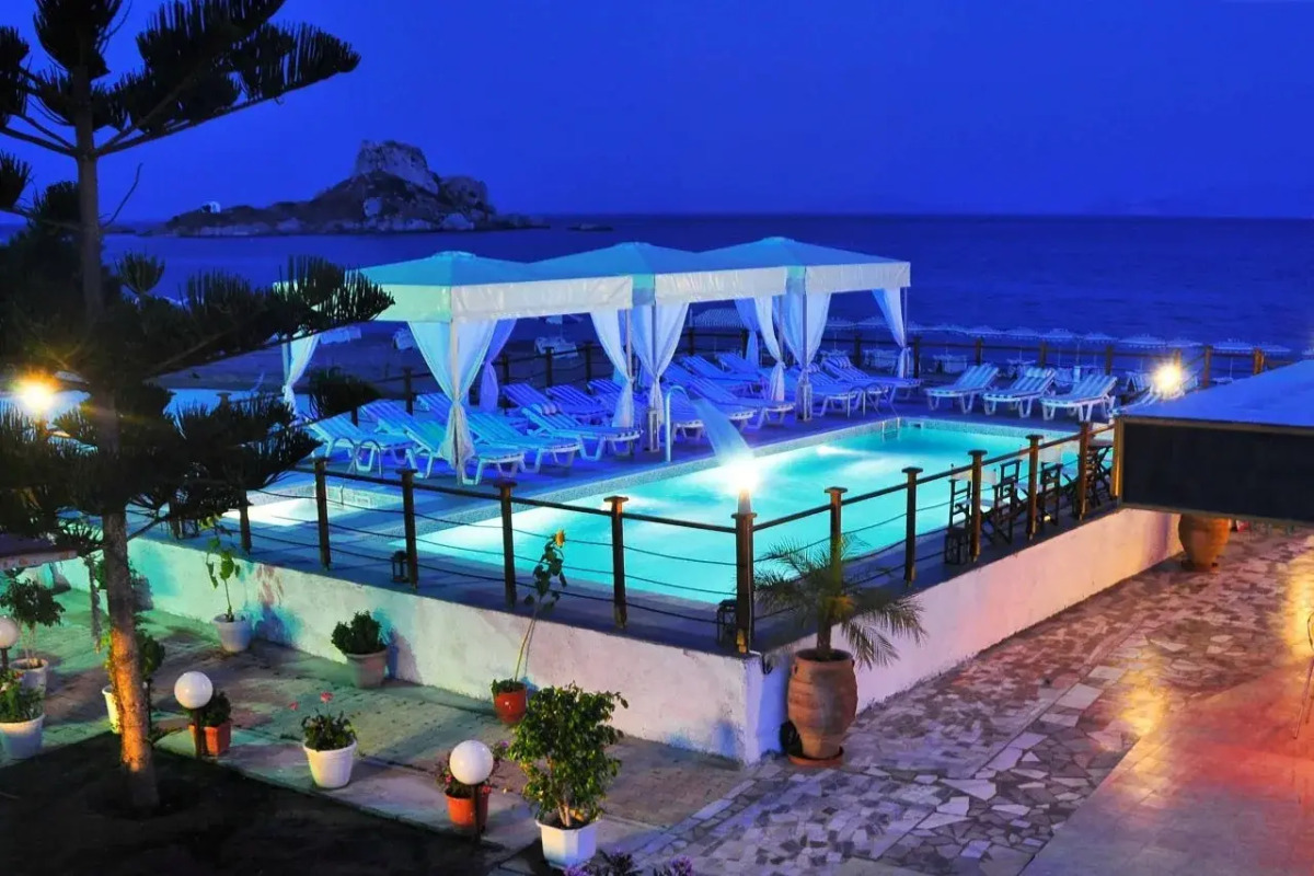 Sacallis Inn Beach Hotel