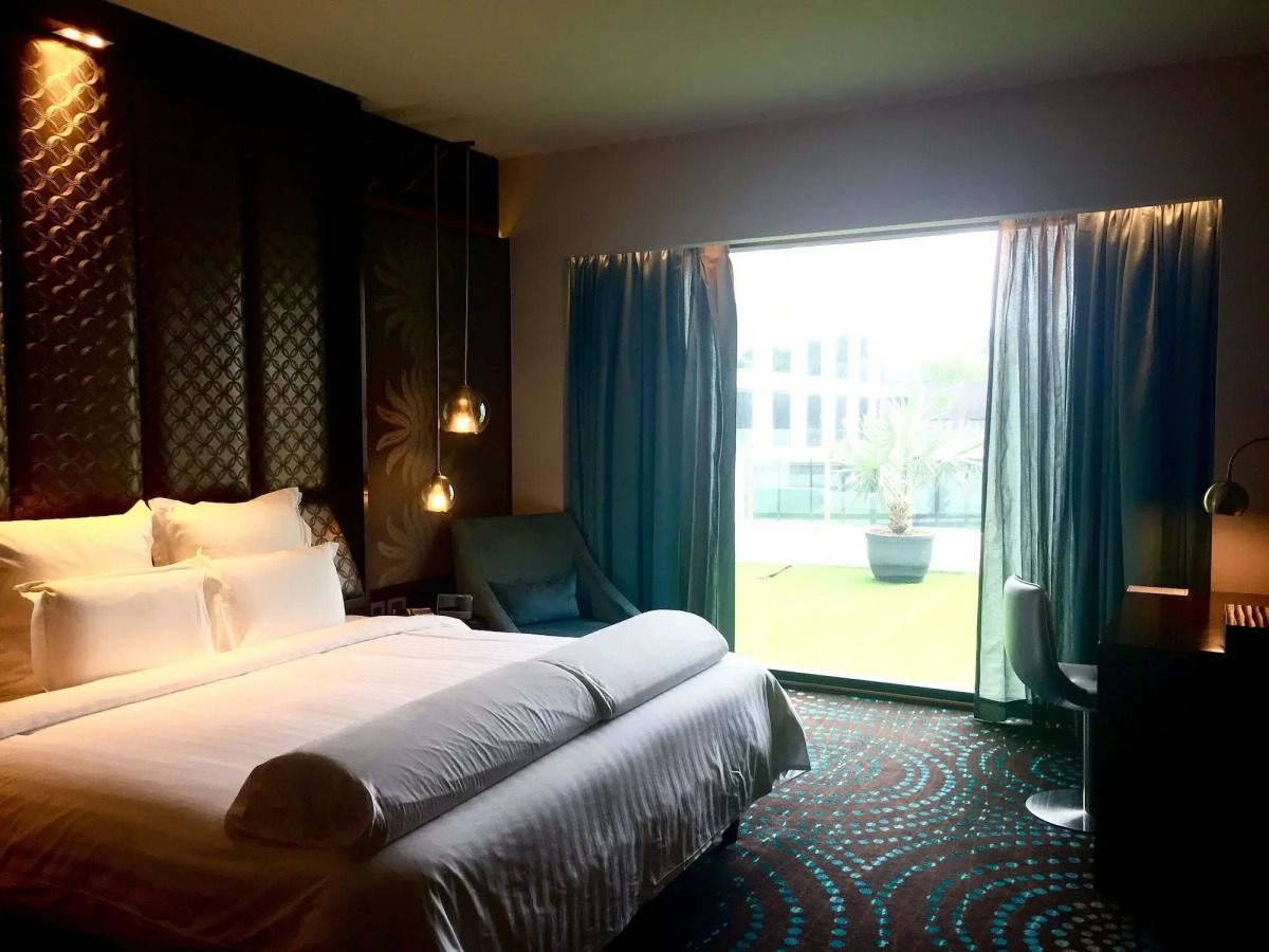 Pullman New Delhi Aerocity Hotel