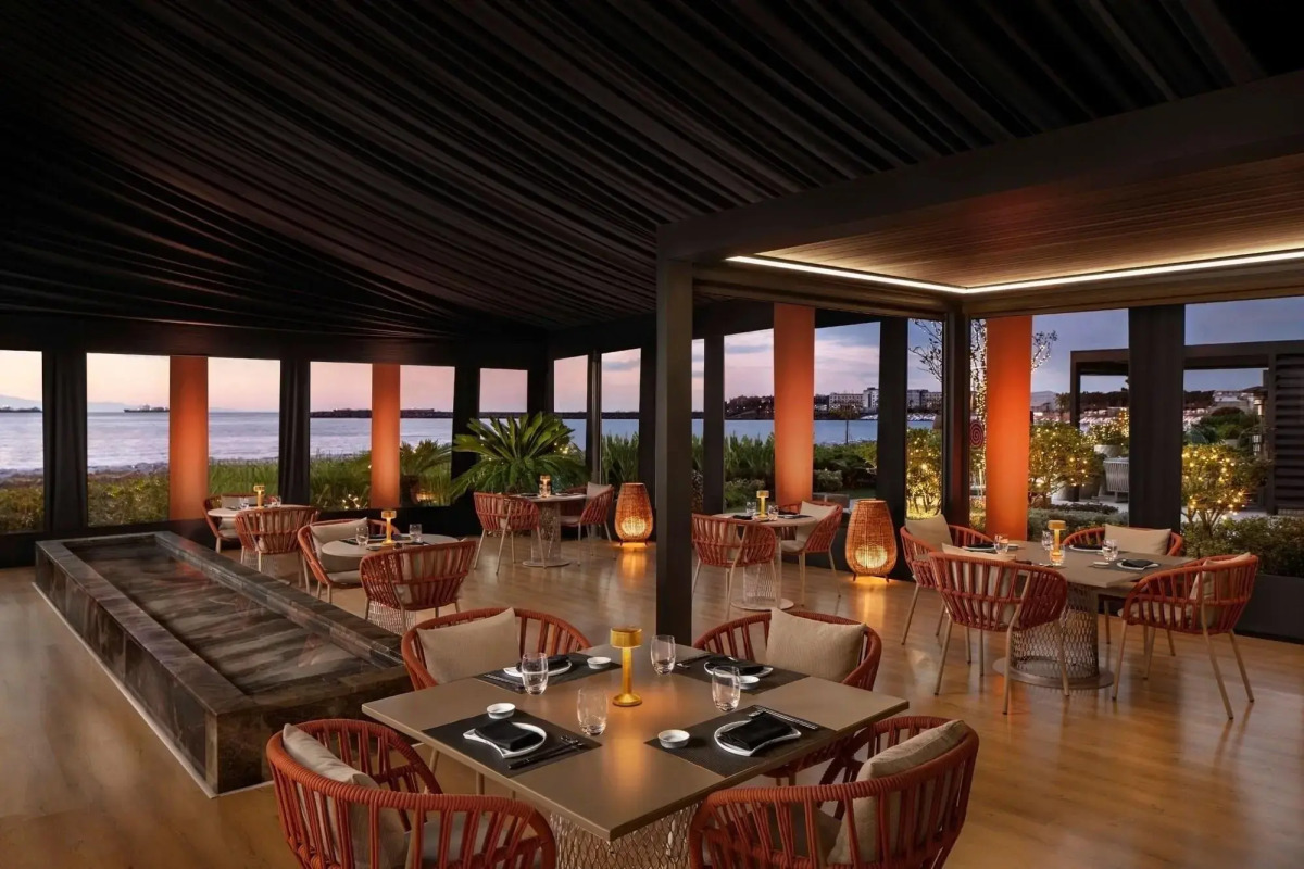 JW Marriott Hotel Istanbul Marmara Sea