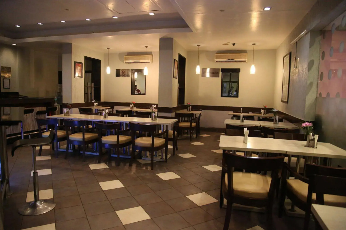 Hotel Tourist Deluxe