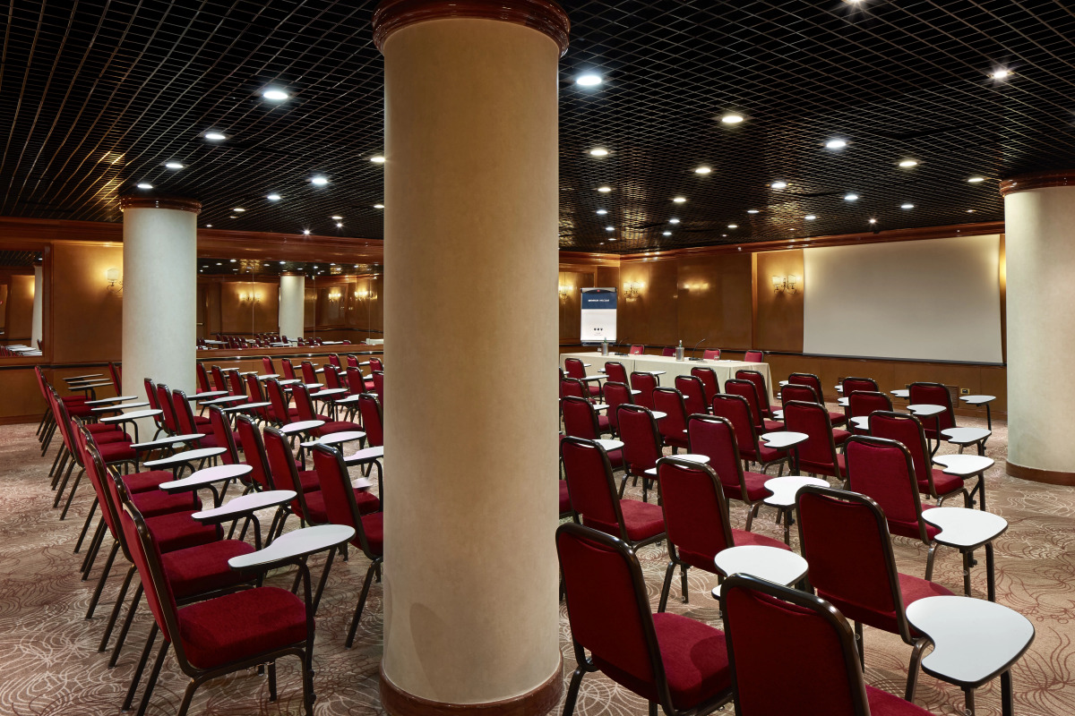 Отель UNAHOTELS Scandinavia Milano