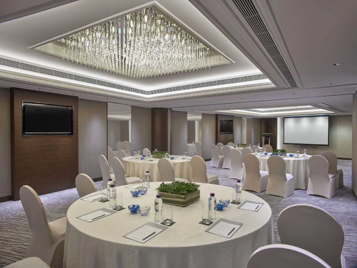 New World Millennium Hong Kong Hotel