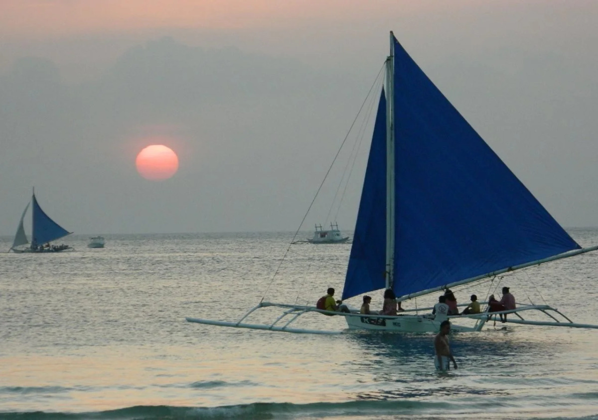 Agos Boracay Rooms + Beds