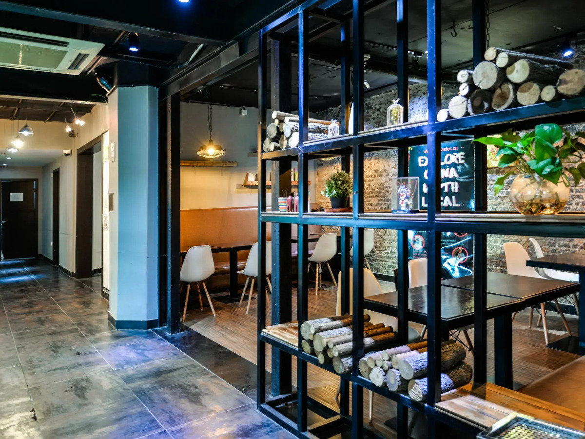 Fish Inn East Nanjing Road