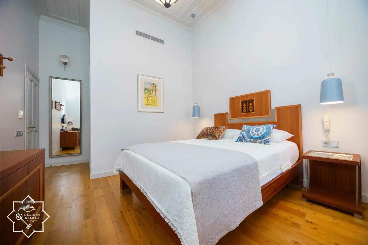 Delight Deluxe Hotel