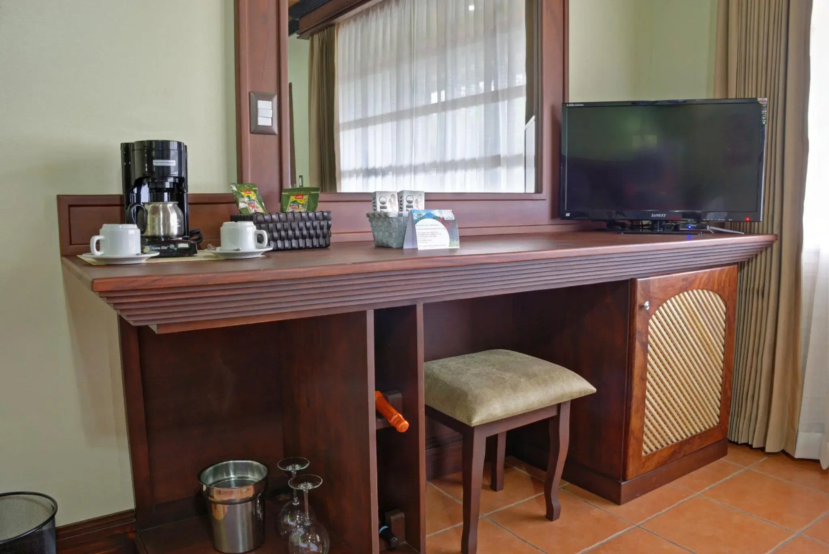 Volcano Lodge Hotel & Thermal Experience