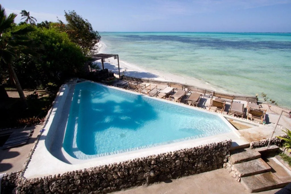 Coral Rocks Hotel & Restaurant