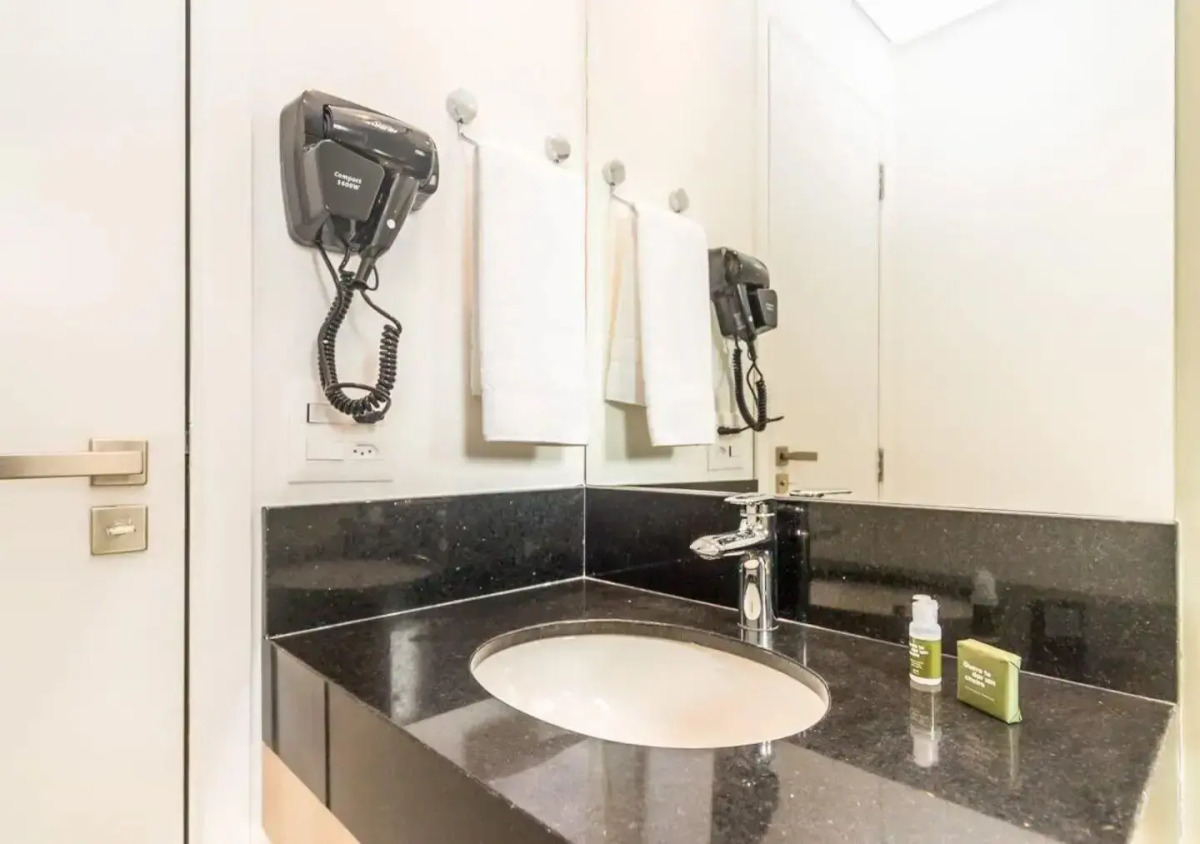 Cozzy Suítes Paraíso Hotel