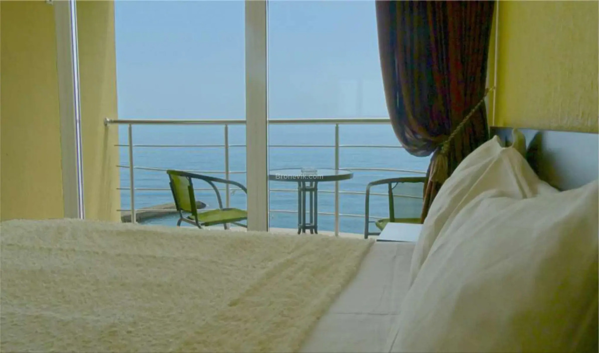 Legenda gostinitsa (Alushta)