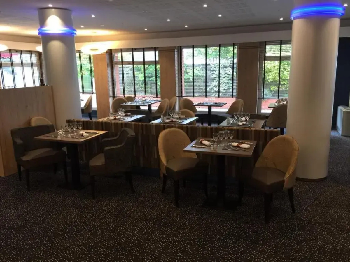 Hostellerie Saint Vincent Beauvais Aéroport