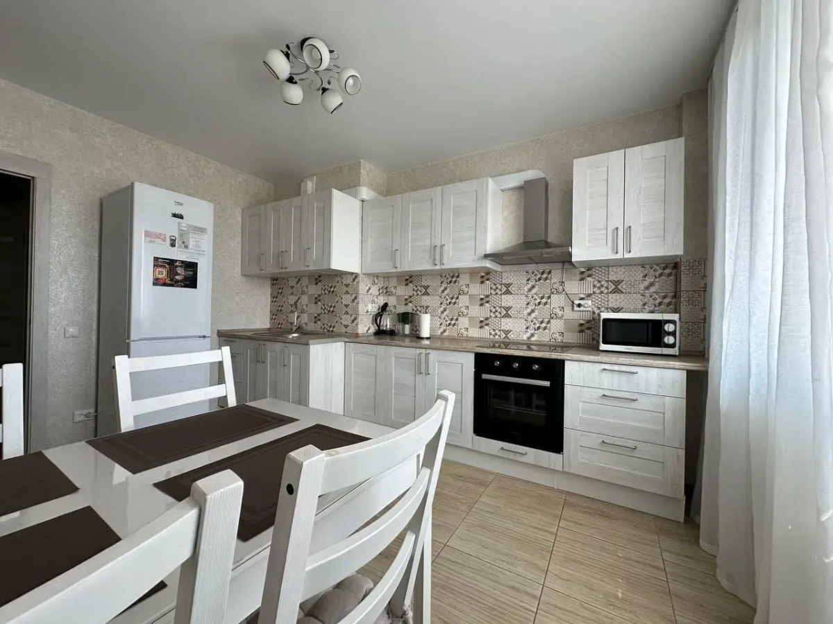 EasyRent на улице Тухачевского 40А