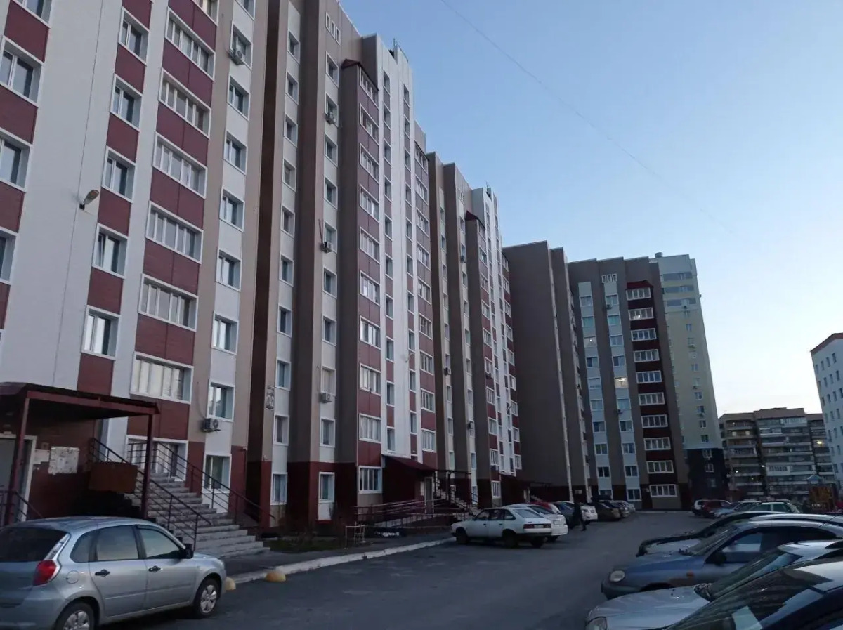 Апартаменты на проспекте Победы 174/1