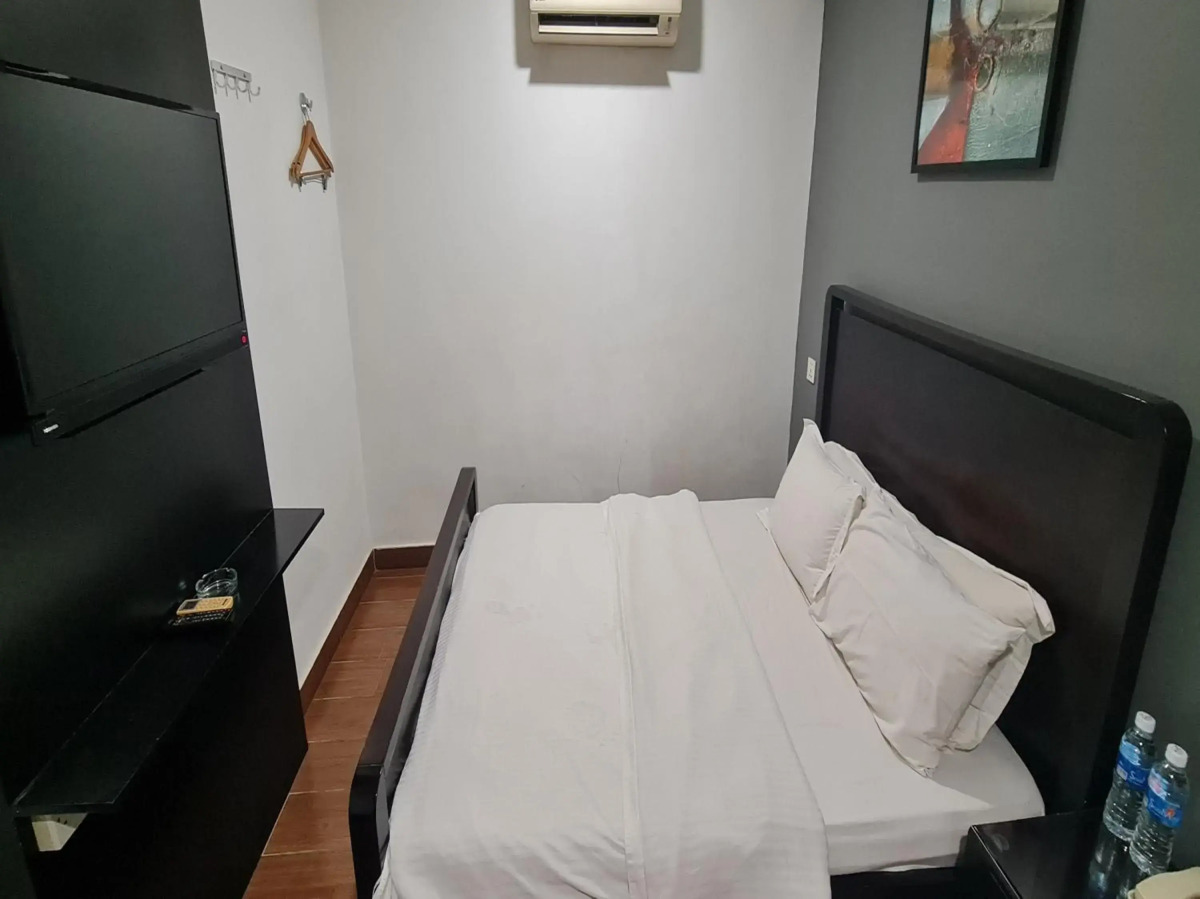 Hotel O Crossroads Hotel