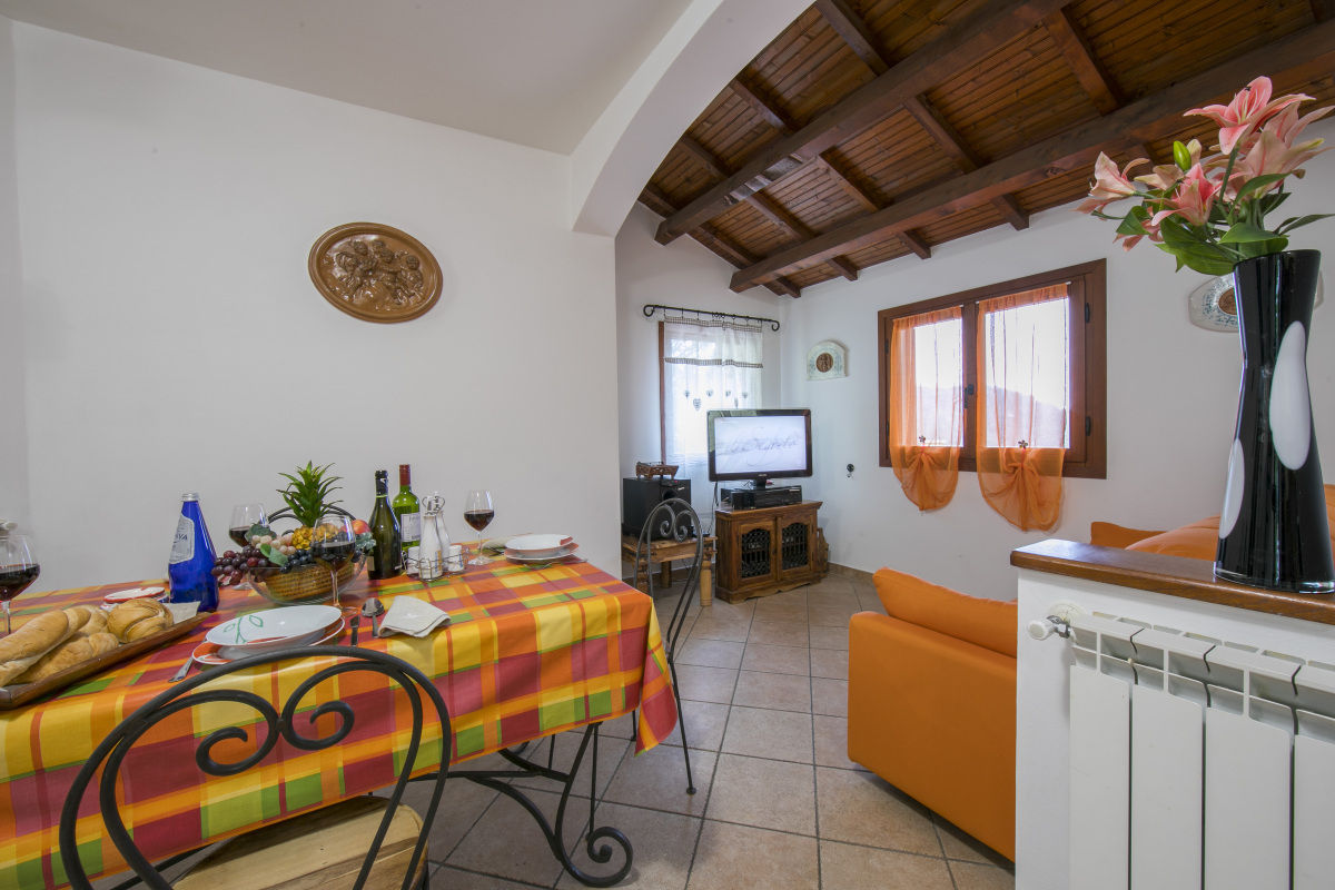 Villa Monte Enrico - Pool And Whirlpool