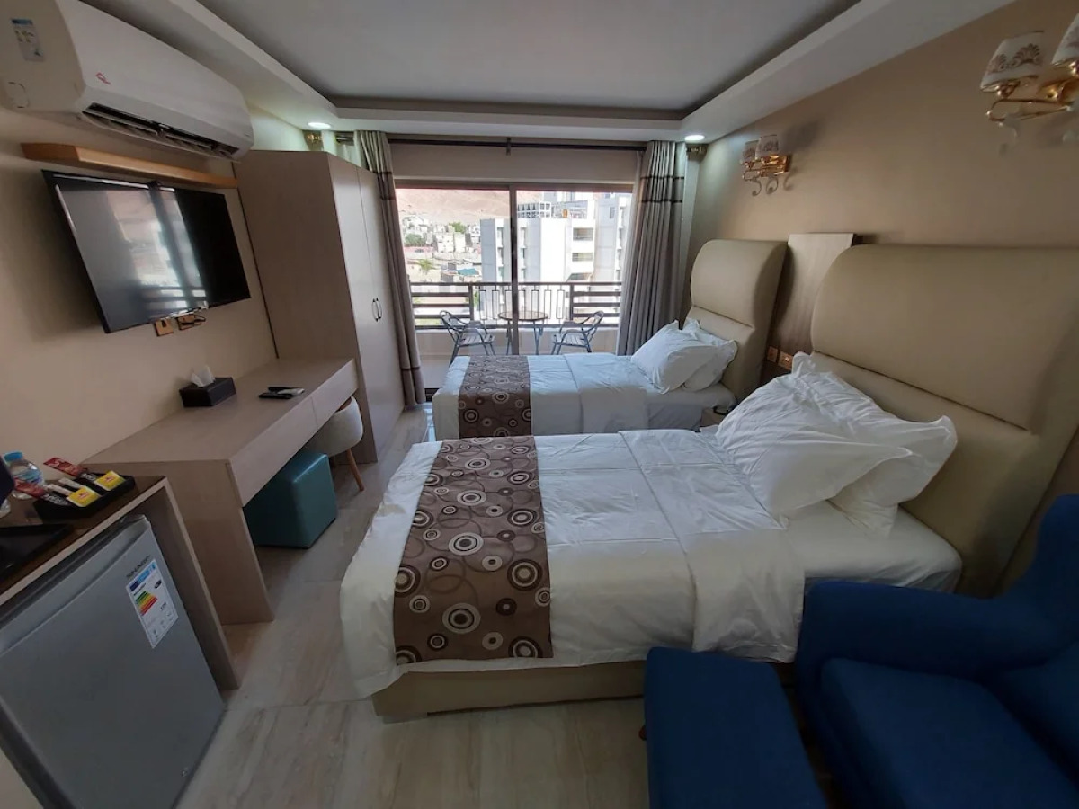 Отель Jordan Seasons