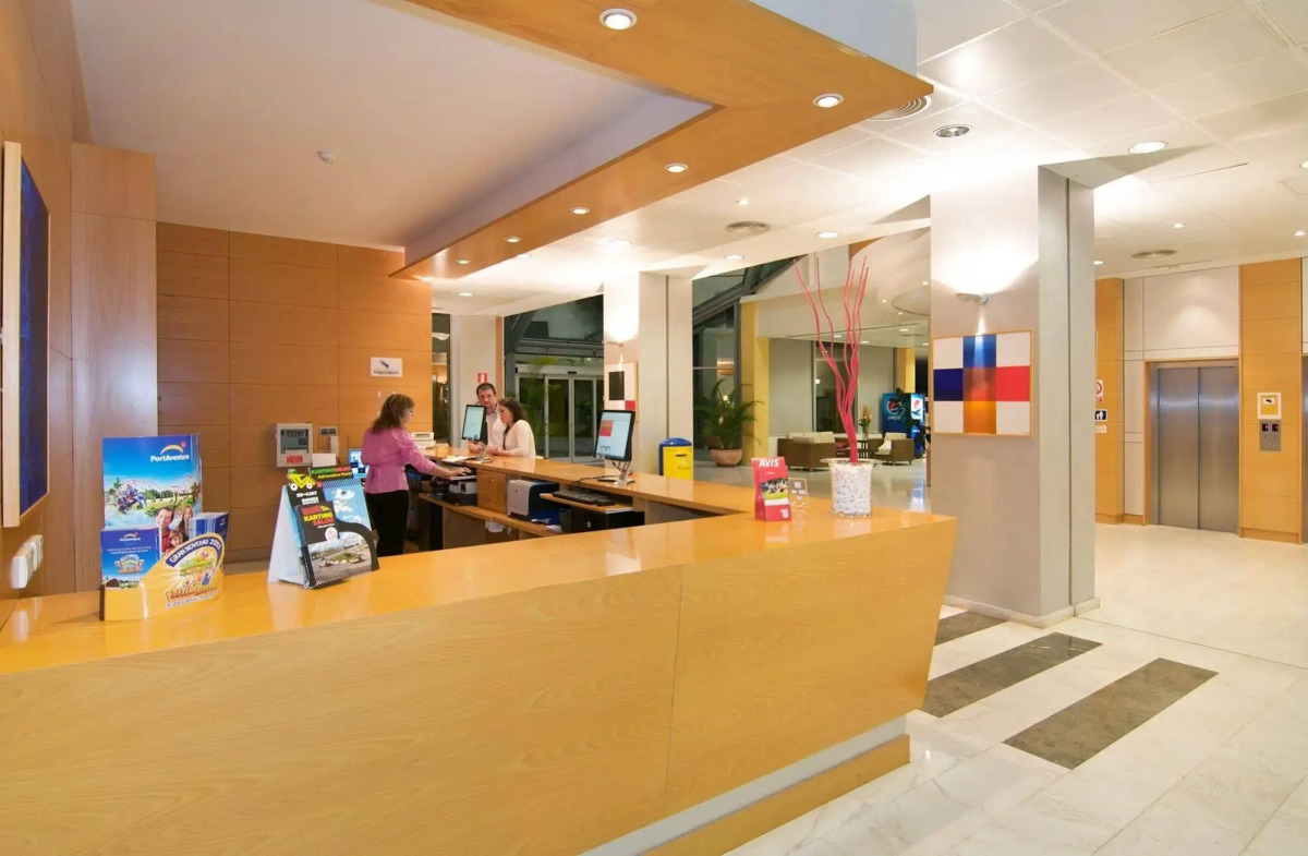 Ponient Pirámide Salou by PortAventura World