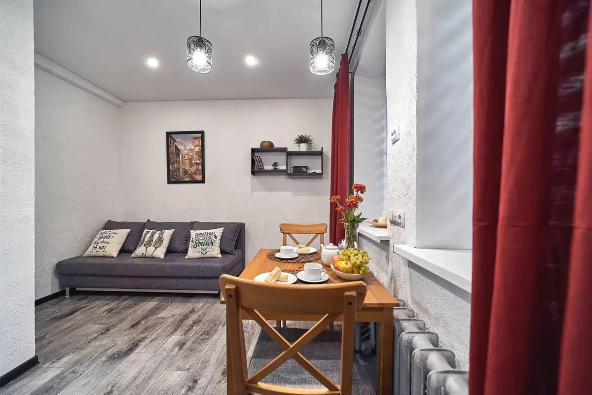 Apart Aprel (Апарт Апрель) на улице Минина 27/4