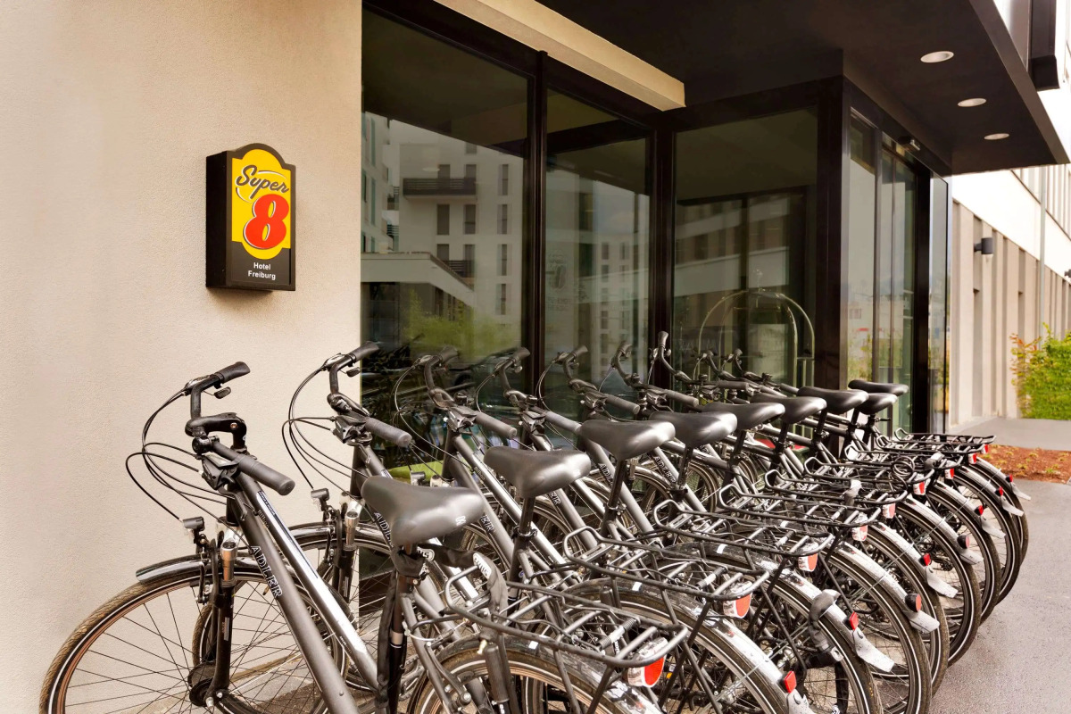 Super 8 by Wyndham Freiburg