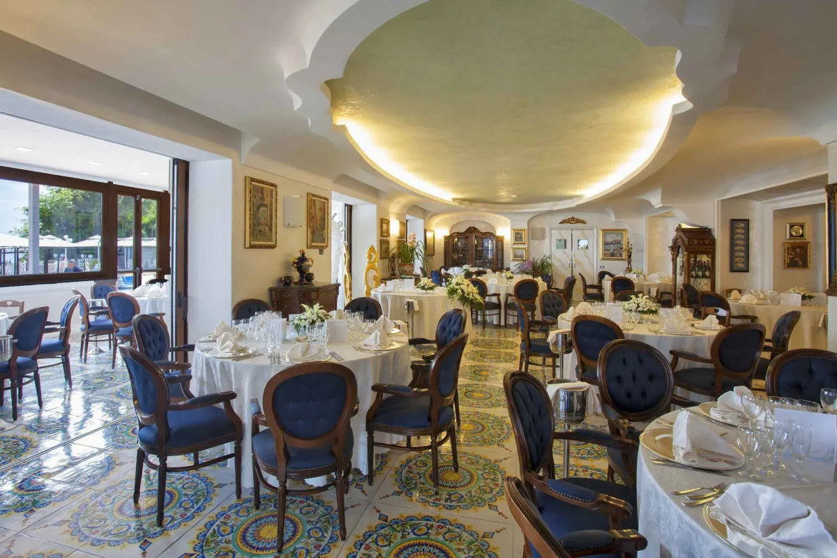 Strand Hotel Terme Delfini