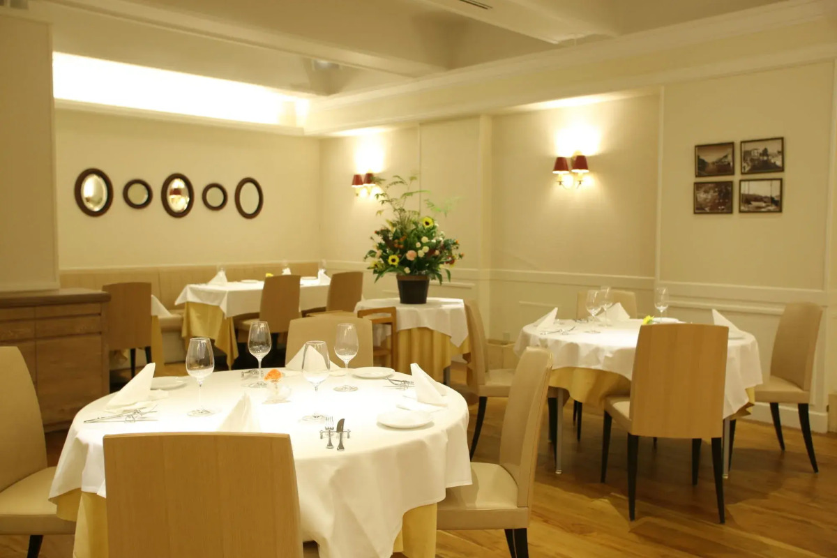 Kobe Tor Road Hotel Sanraku