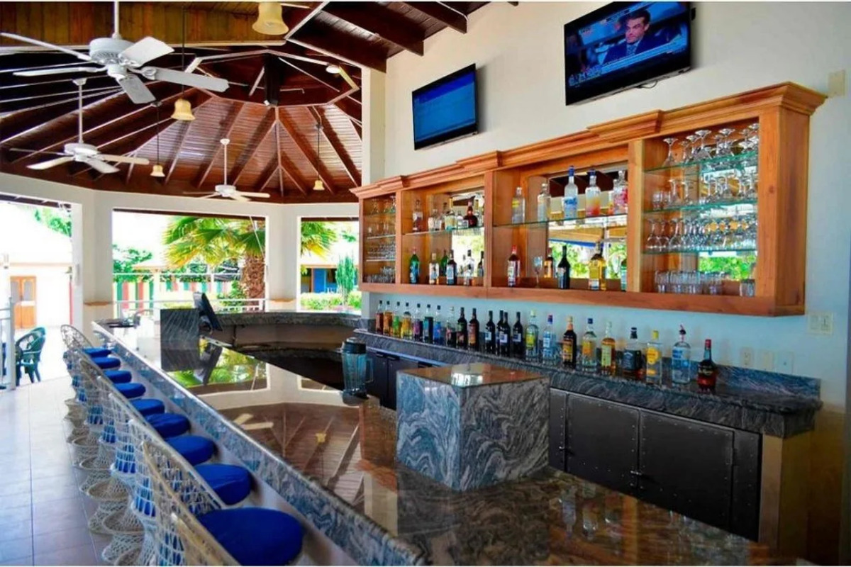 CocoLaPalm Seaside Resort