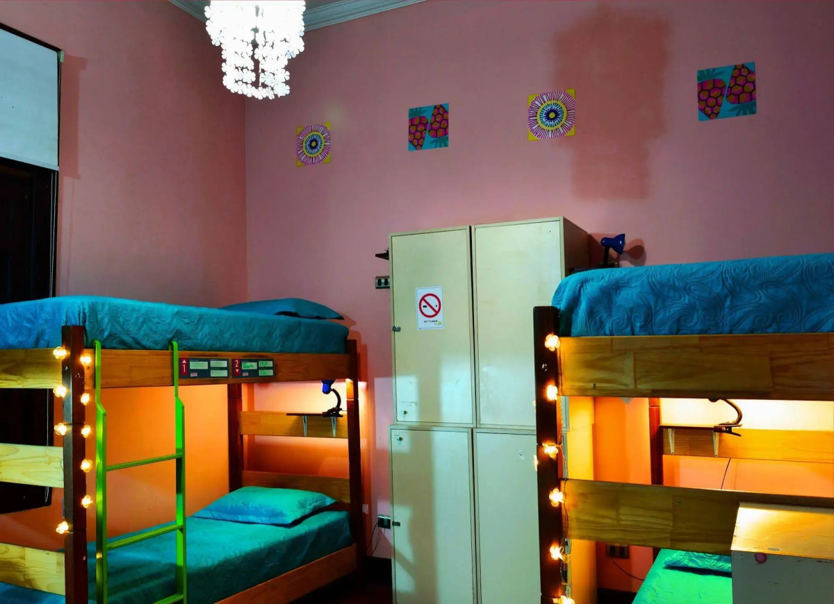 Santiago Backpackers