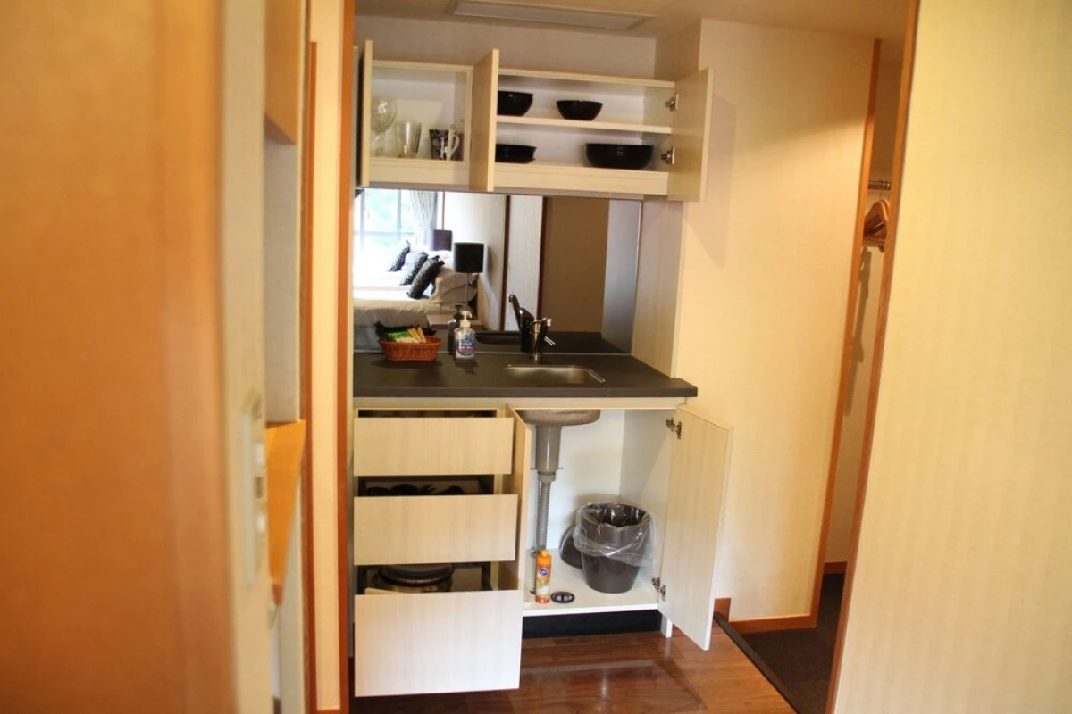 The Ridge Hotel & Apartments