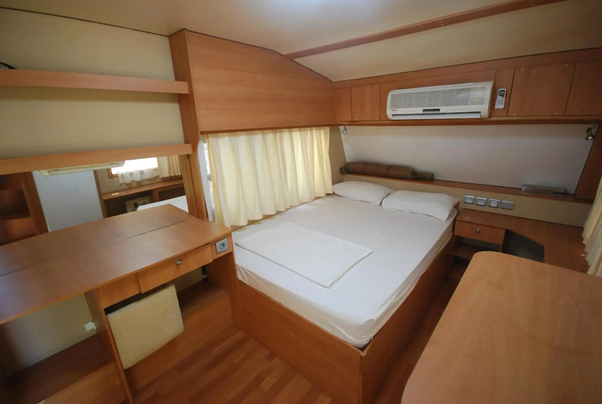 S3 Seahorse Beach Club & Hotel