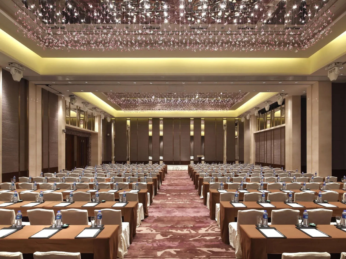 Отель Sheraton Guangzhou