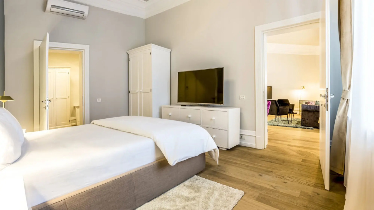 Matisse Bucharest Old Town