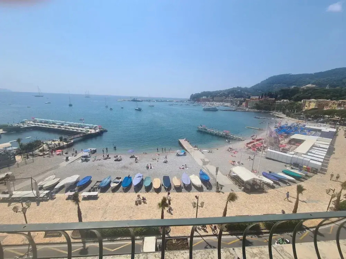 Un Tuffo nel Mare by PortofinoVacanze