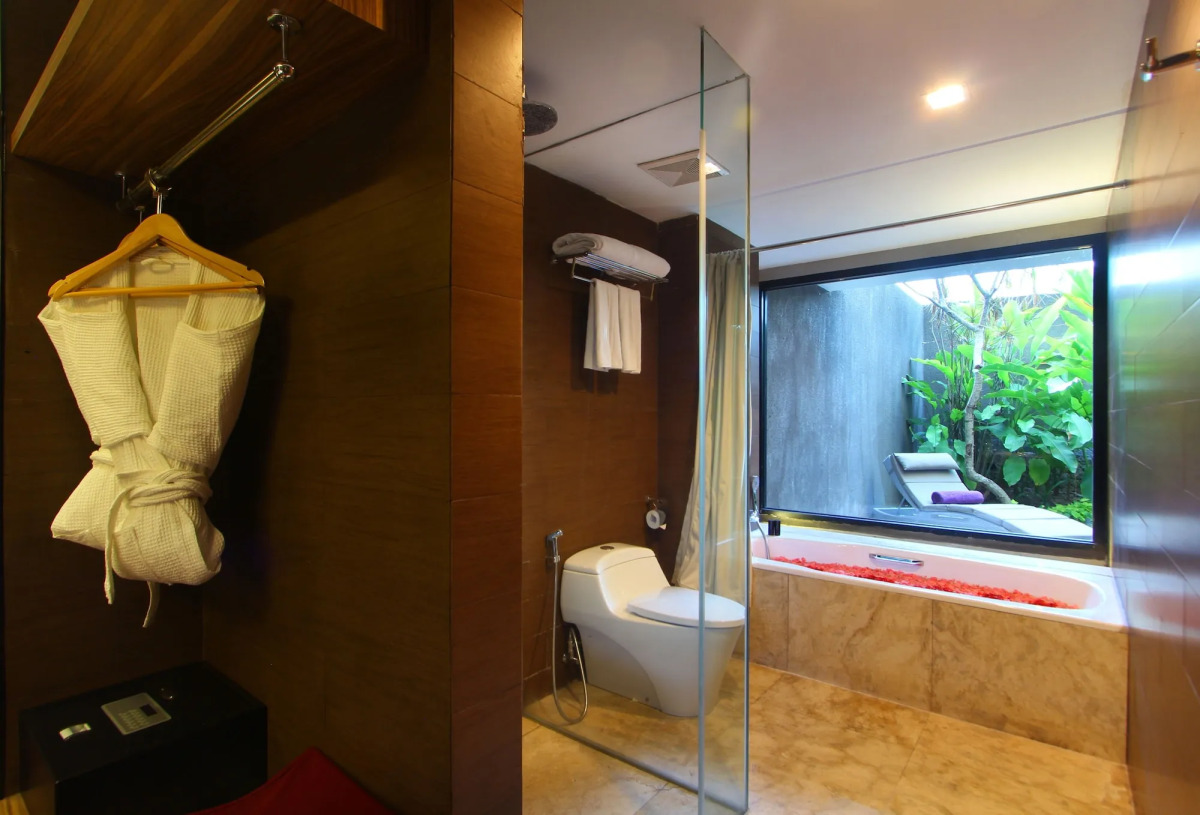 Отель Amaroossa Suite Bali