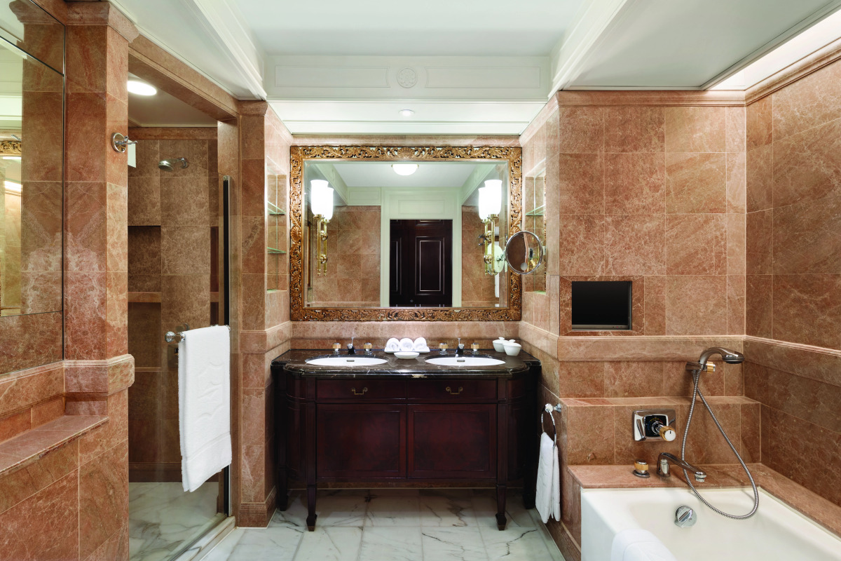 Island Shangri-La, Hong Kong