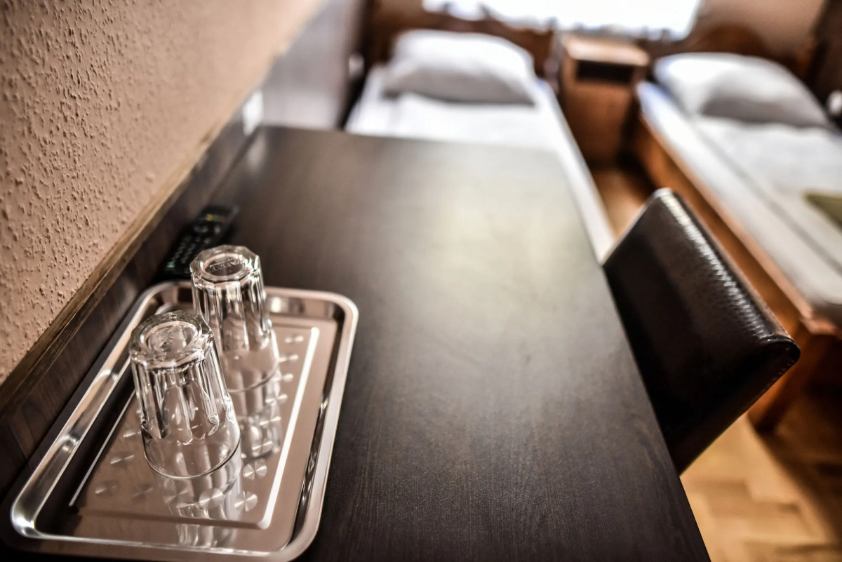 Corvin Point Rooms and Apartments