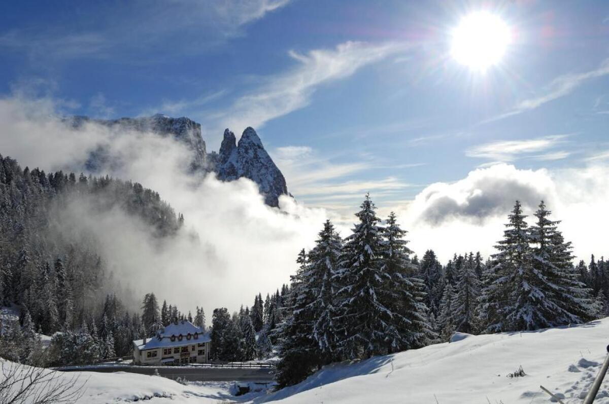 ABINEA Dolomiti Romantic Spa Hotel