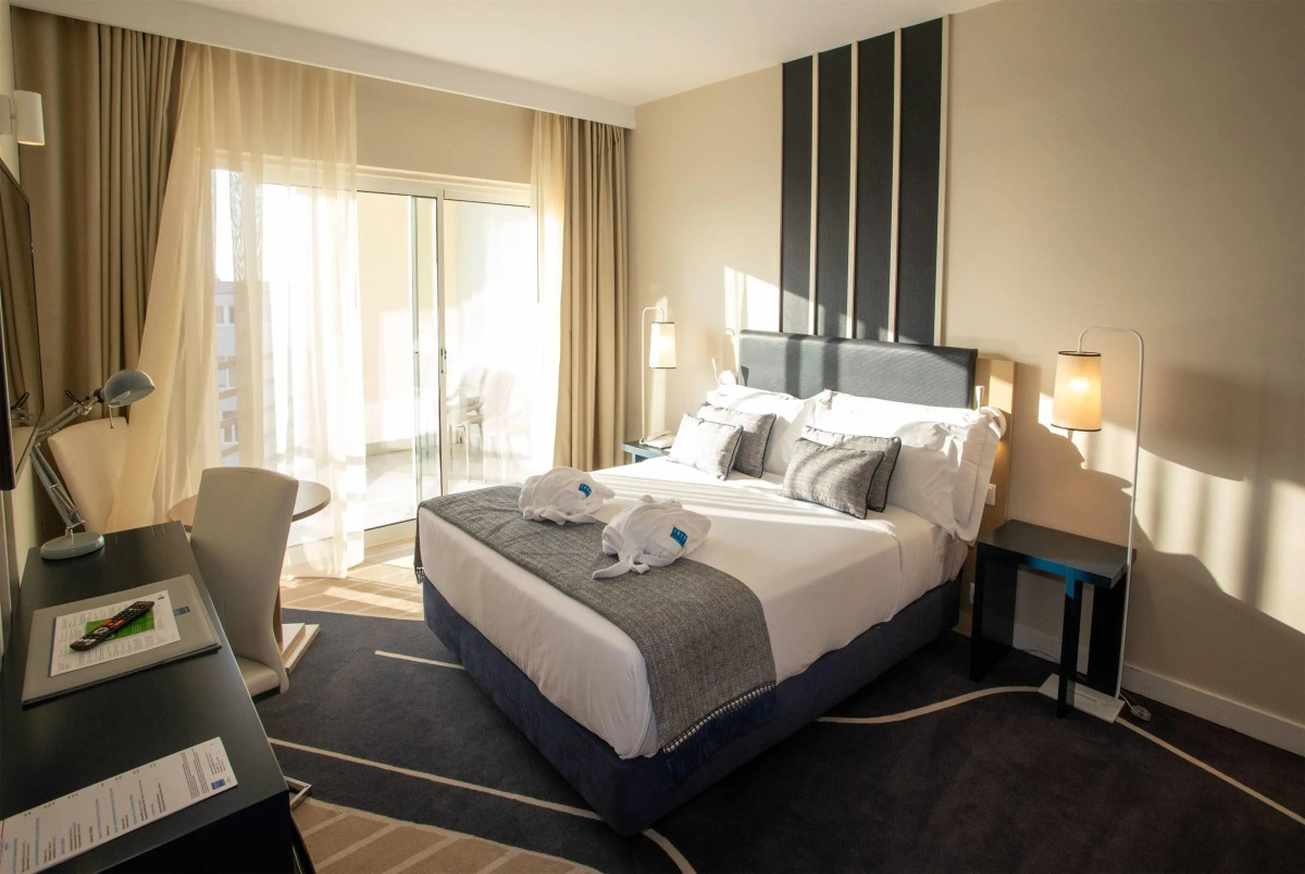 TRYP Lisboa Caparica Mar Hotel