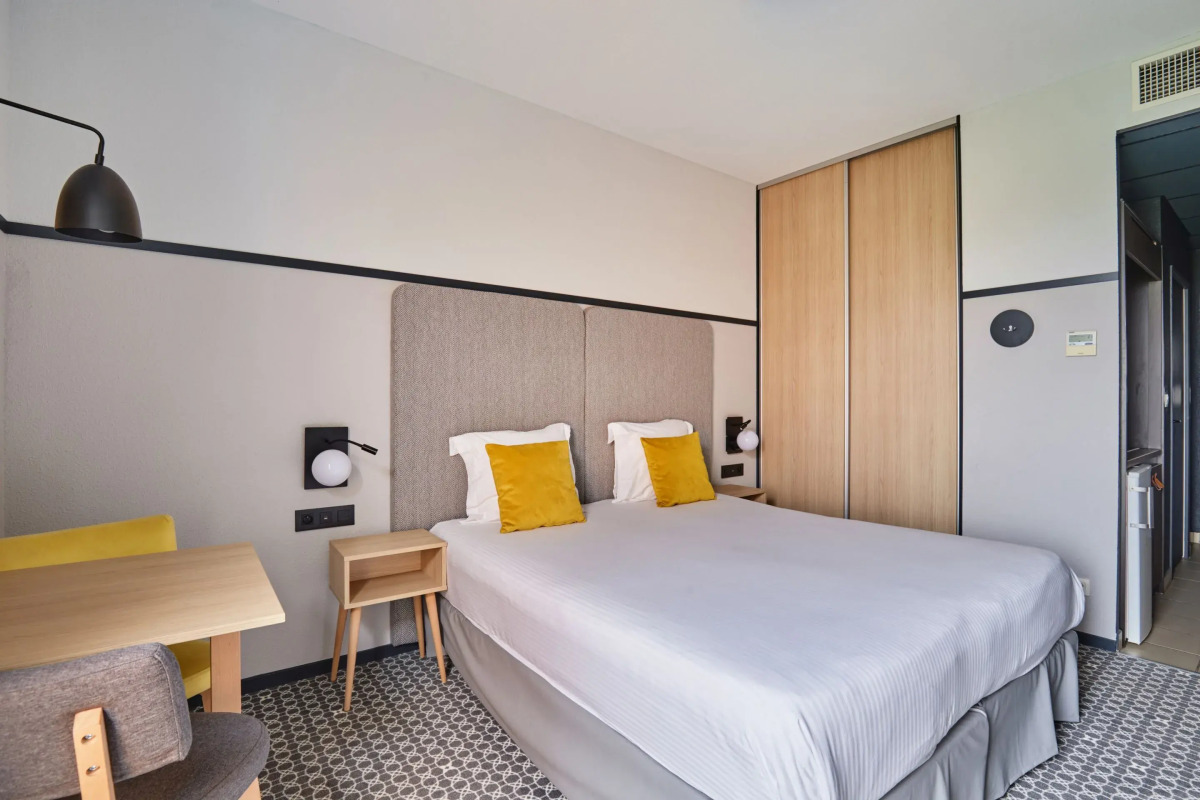 Appart'hôtel Odalys City - Bioparc Lyon Est