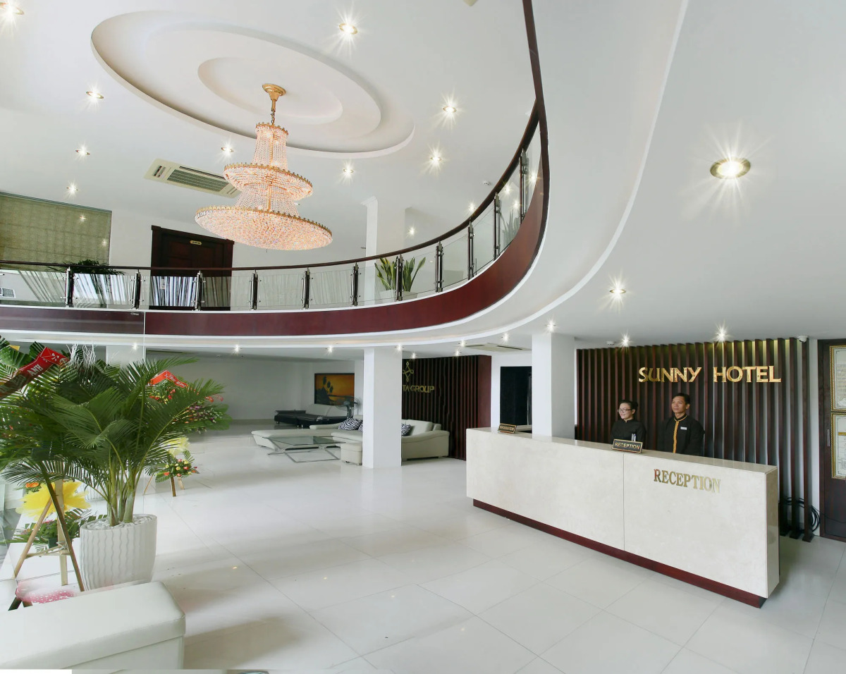 Sunny Hotel