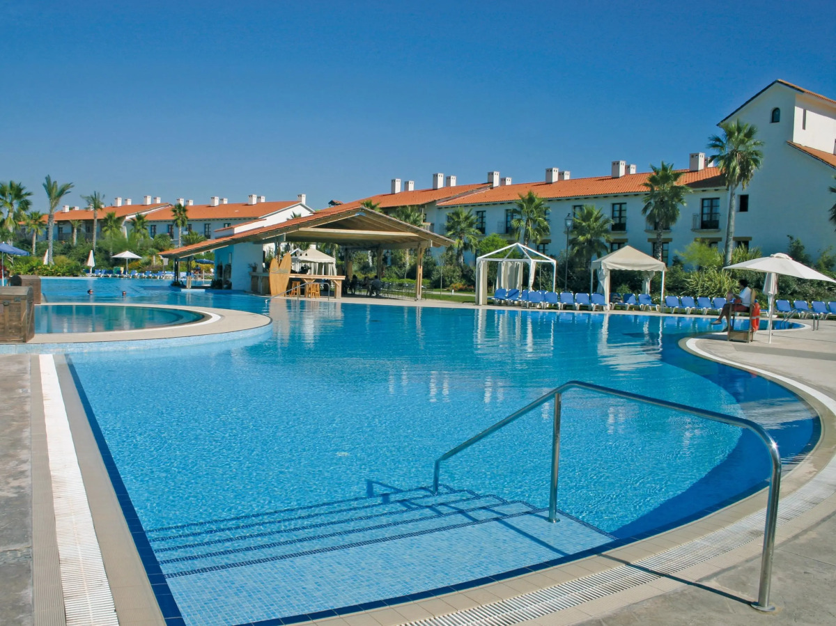 Отель PortAventura El Paso - Theme Park Tickets Included