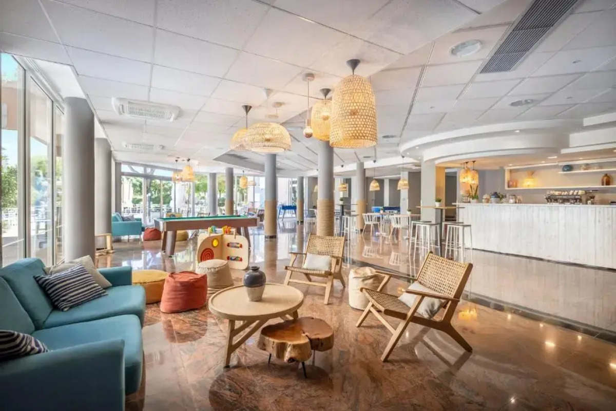 Sunny Baška Hotel by Valamar, ex Corinthia