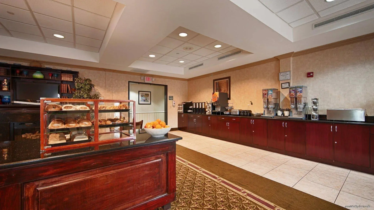 Spark by Hilton Rahway