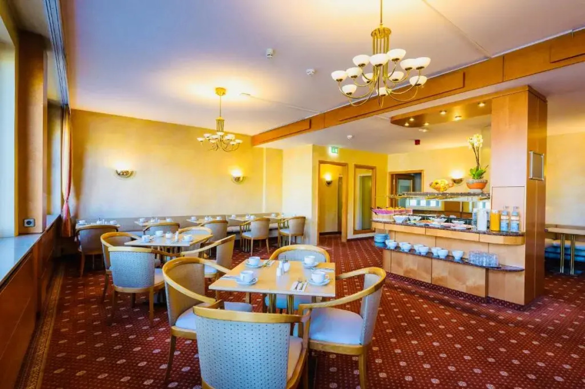 PLAZA INN Rieker Stuttgart Hauptbahnhof