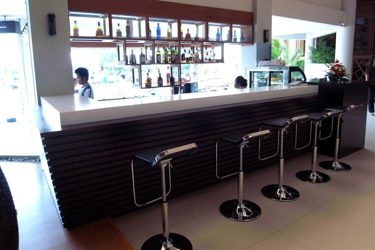 The Cha-am Methavalai Hotel