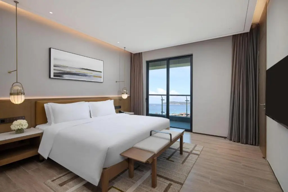 Holiday Inn Hotel and Suites Sanya Yalong Bay by IHG