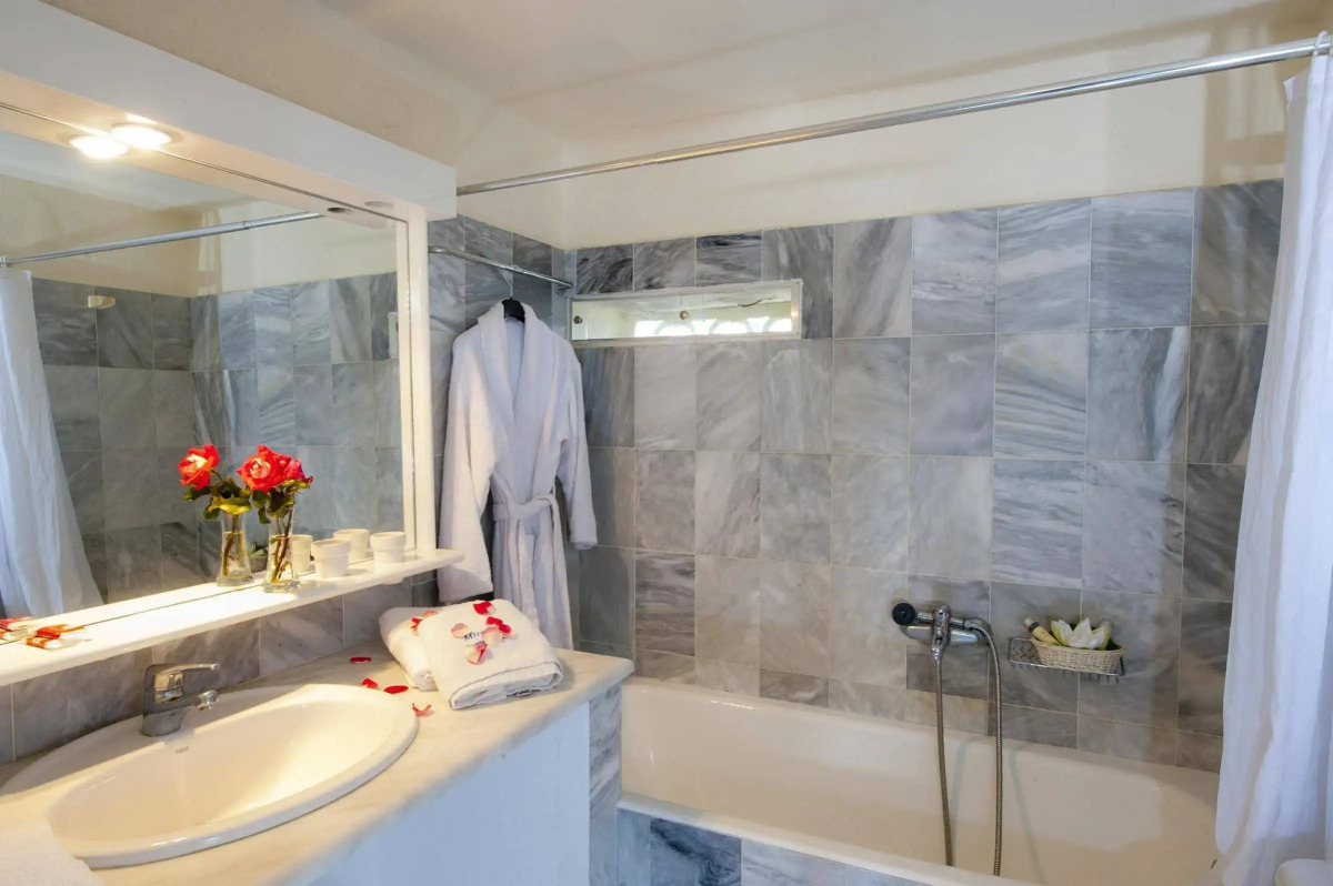 Ariadne Beach - Adults Only