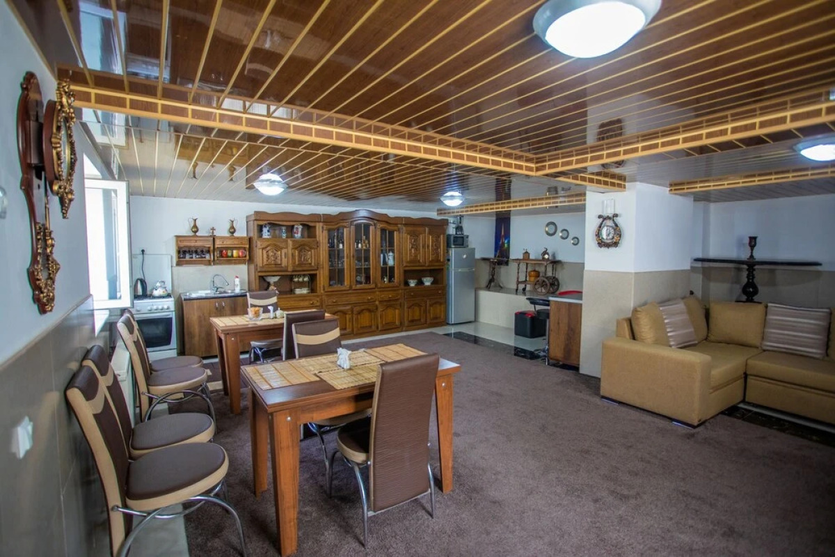 Kutaisi Hotel California