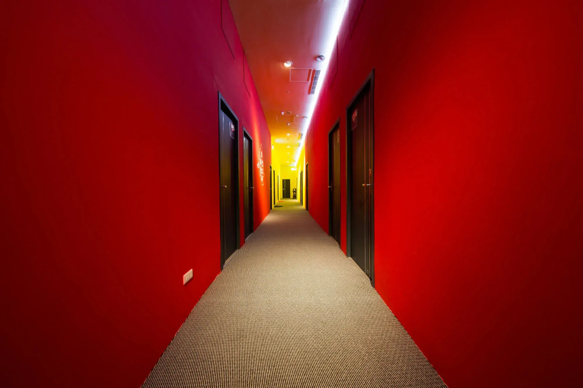 SleepBox Hotel - Ximen