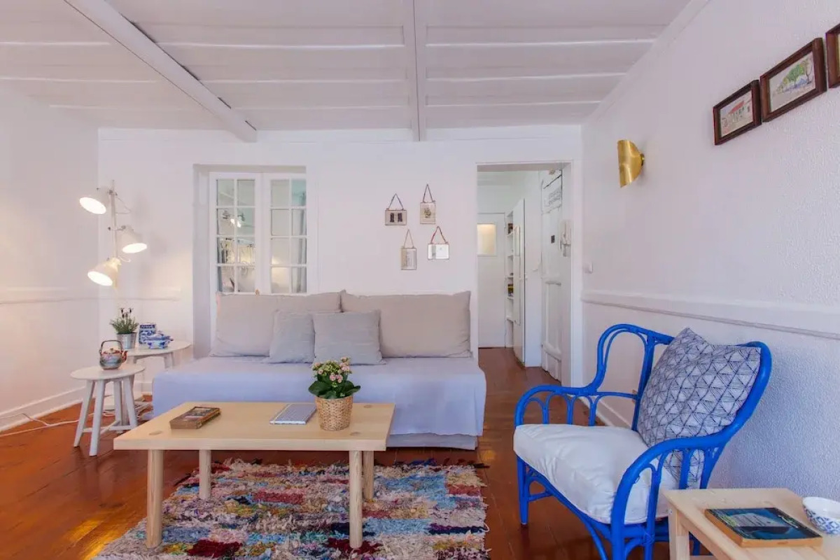 Alfama Sunny & Typical Apartment, By TimeCooler